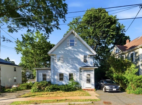 14-16 Moore St, Quincy, MA 02169