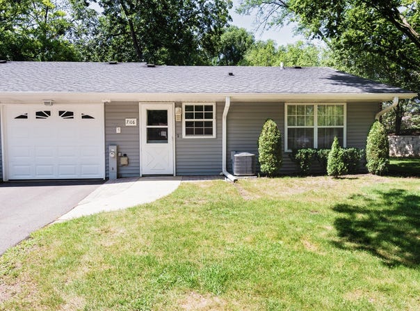 7108 Lexington Lane, Fox Lake, IL 60020