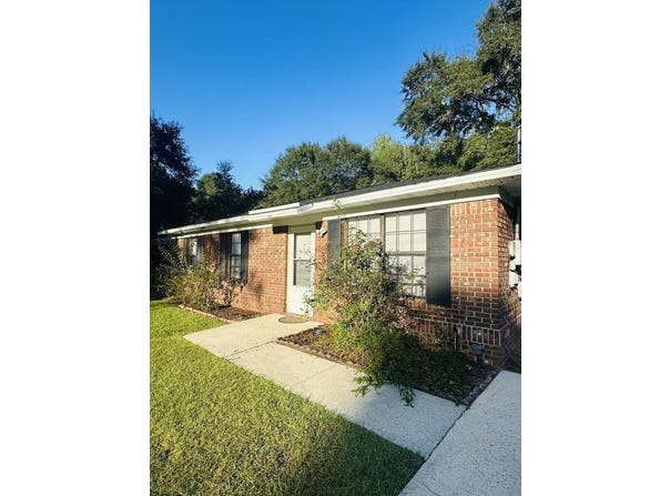 684 N Commerce st, Slocomb, AL 36375