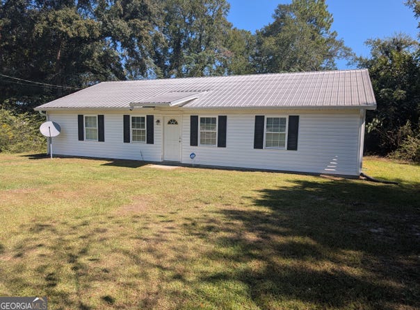 114 Atkinson Drive, Swainsboro, GA 30401