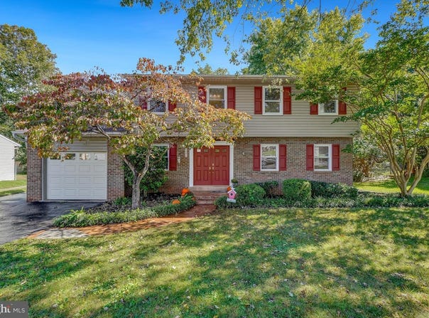 9291 BAYBERRY AVE, MANASSAS, VA 20110