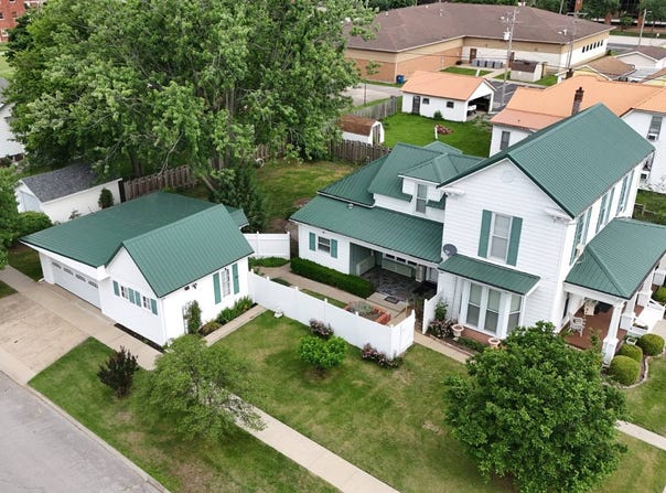 309 SE 3rd St, Fairfield, IL 62837