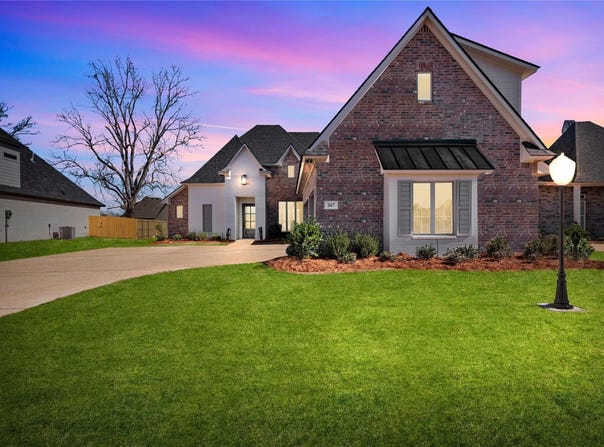 267 poydras Avenue, Bossier City, LA 71111