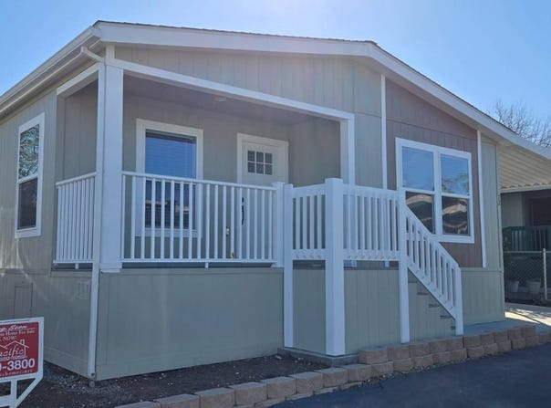 1351 Pepper Dr, El Cajon, CA 92021