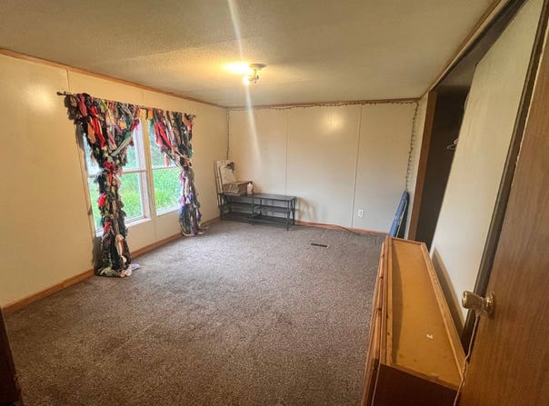 214 Rapids Dr., Sault Sainte Marie, MI 49783