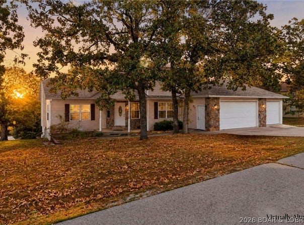 150 Edwards Drive, Camdenton, MO 65020
