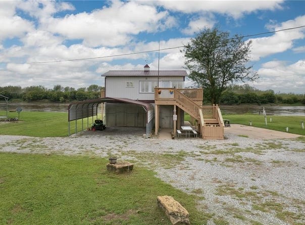 6599 County Road 398, Amazonia, MO 64421