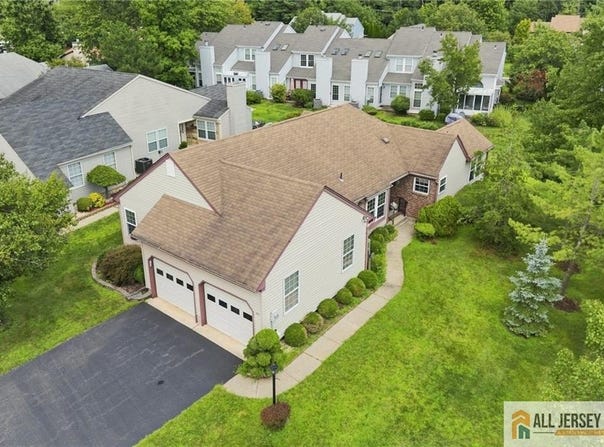 181 Concordia Circle, Monroe, NJ 08831