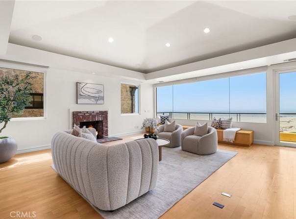 1554 E Oceanfront, Newport Beach, CA 92661