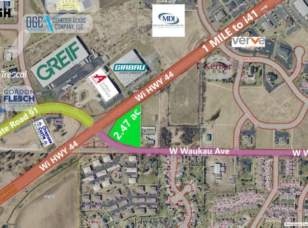 2530 W Waukau Ave, Oshkosh, WI 54904