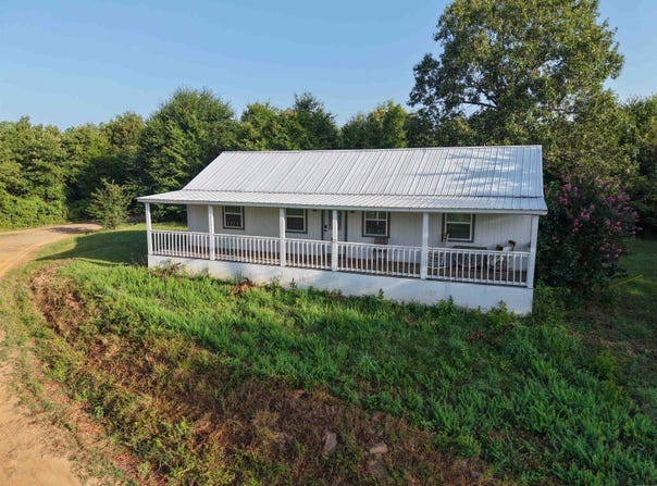 12404 McCurry Lane, Mena, AR 71953