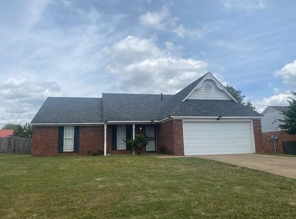 106 Orchard Cove, SENATOBIA, MS 38668