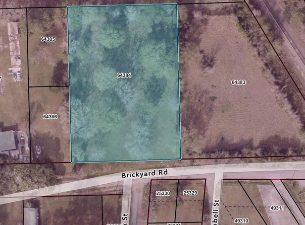 2490 Brickyard, Beaumont, TX 77703