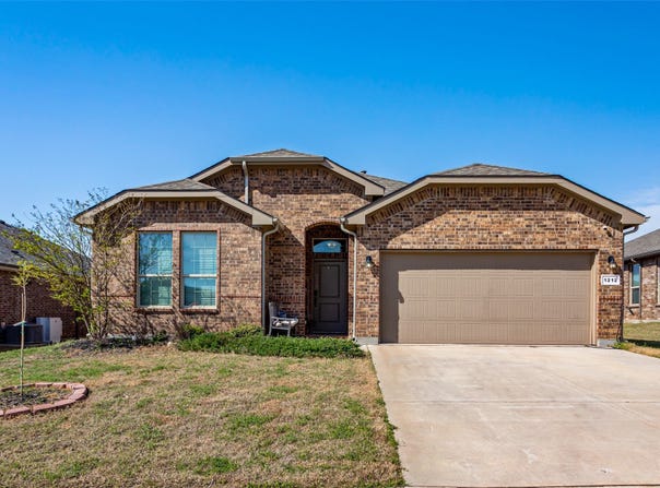 1212 Dublin Drive, Cleburne, TX 76033