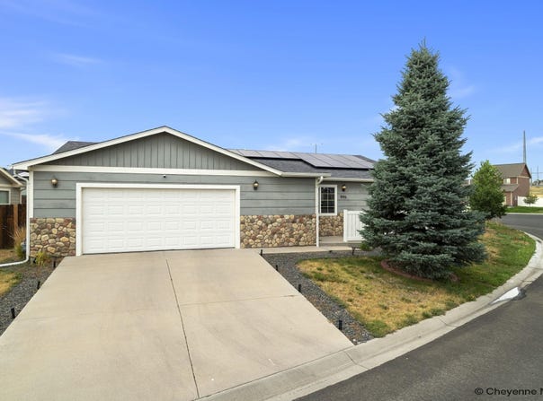 906 SONATA LN, Cheyenne, WY 82007