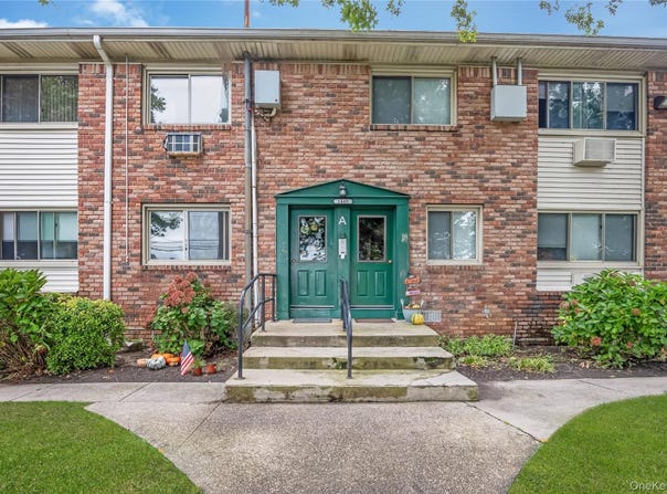 2449 Union Blvd, Islip, NY 11751