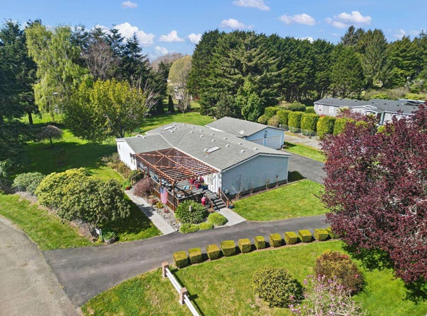 100 Skycrest Drive, Crescent City, CA 95531