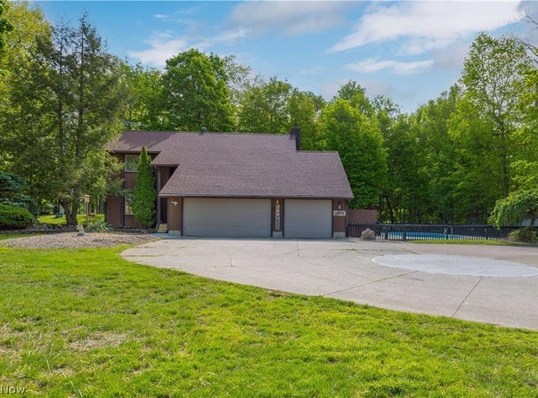 9416 State Route 60, Wakeman, OH 44889