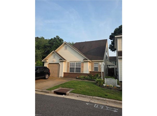 46 Angelia Way, Hampton, VA 23663
