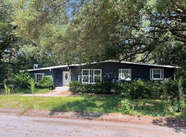 2113 Cornell Dr, Mobile, AL 36618