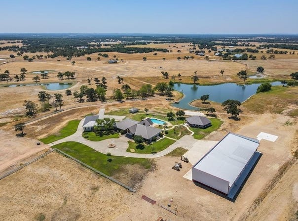 1584 County Road 226, Giddings, TX 78942