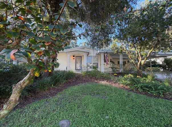 516 Nutmeg Circle, Deland, FL 32724