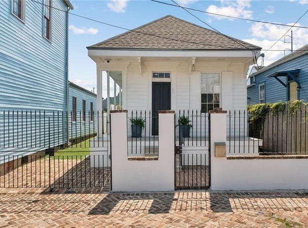 2616 ANNUNCIATION Street, New Orleans, LA 70130