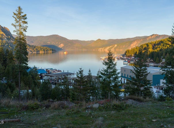 17930 Idaho 54, Bayview, ID 83803
