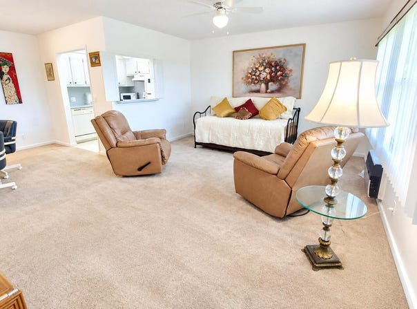 160 Preston Way, Boca Raton, FL 33434