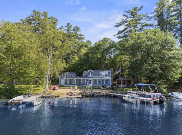 42 Brewster Road, Barnstead, NH 03225