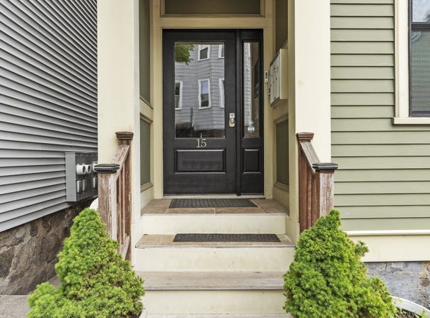15 Howell St, Boston, MA 02125
