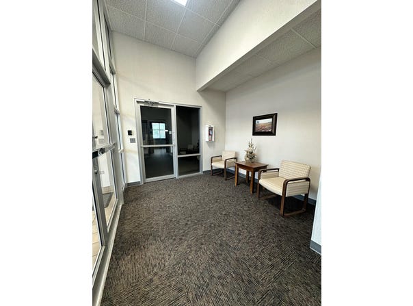 320 S 1st Street, Aberdeen, SD 57401