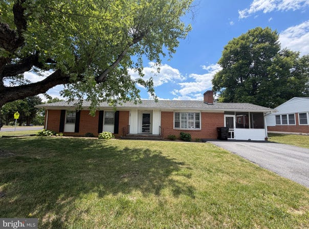 302 WENTWORTH Drive, WINCHESTER, VA 22601