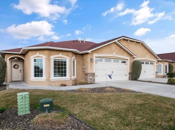 9309 Majestia Ln, Pasco, WA 99301