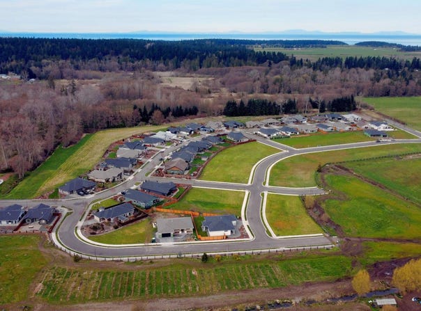 81 Cambridge Terrace, Sequim, WA 98382
