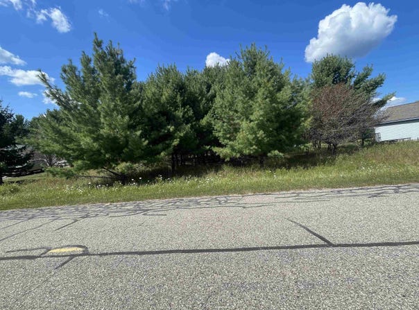 194 LEXINGTON, Gladwin, MI 48624