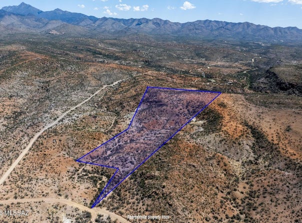 Camino Carina, Tubac, AZ 85646