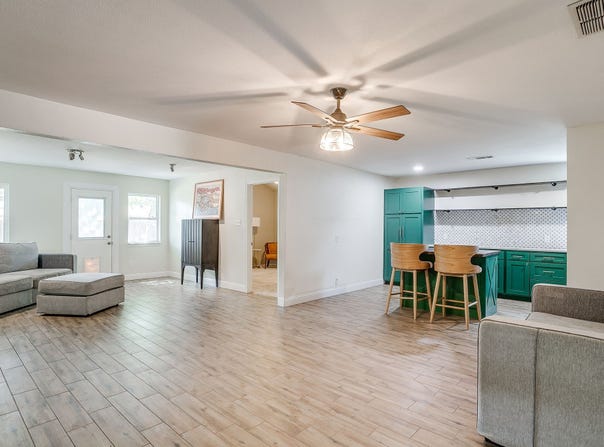 6709 Summit Ridge Drive, Watauga, TX 76148
