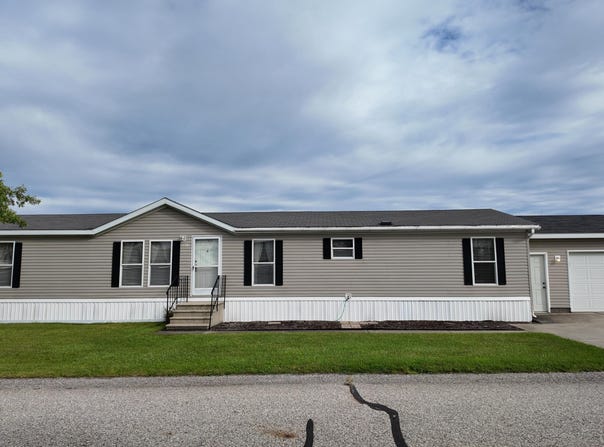 8603 Eagle Street, Zeeland, MI 49464