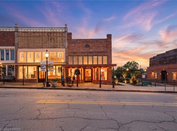 720 Main ST, Van Buren, AR 72956
