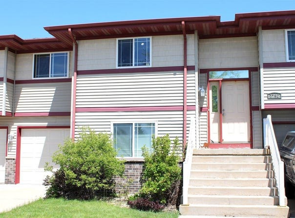 2750 Hazelnut Trail, Sun Prairie, WI 53590