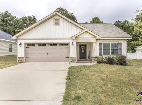 141 Red Tail Circle, Byron, GA 31008