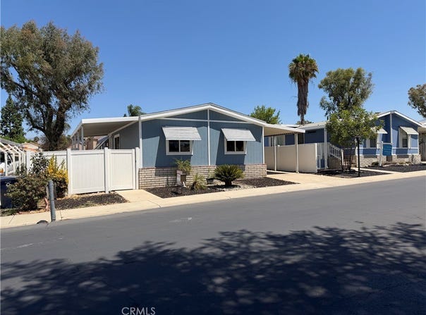 1721 E Colton Avenue, Redlands, CA 92374