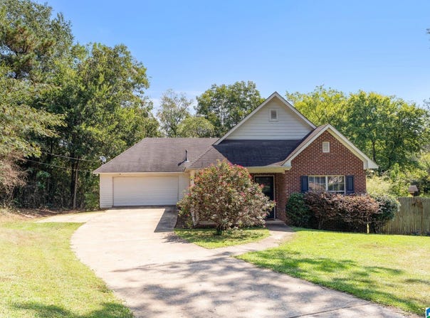 1945 LANE DRIVE, LEEDS, AL 35094