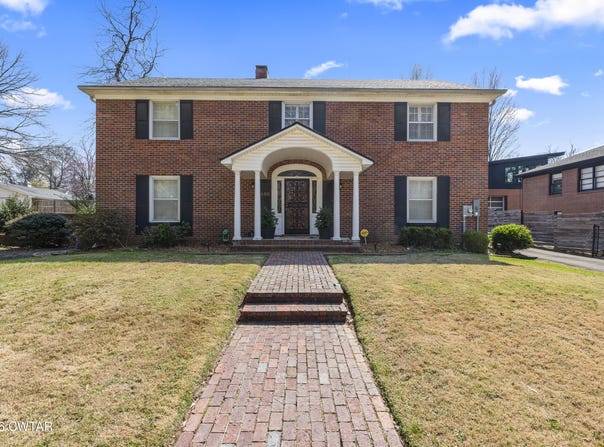 410 Walnut Street, Jackson, TN 38301