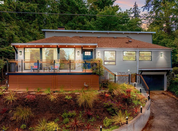 3010 FRIENDLY St, Eugene, OR 97405