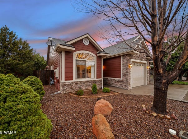 1700 E Greens Peak Parkway, Show Low, AZ 85901