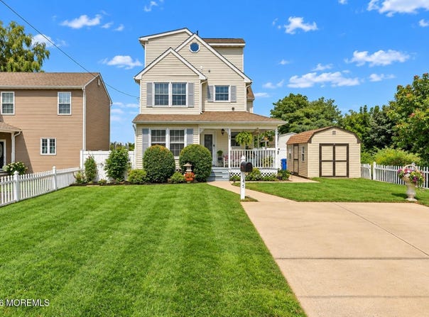 45 Florence Avenue, Leonardo, NJ 07737