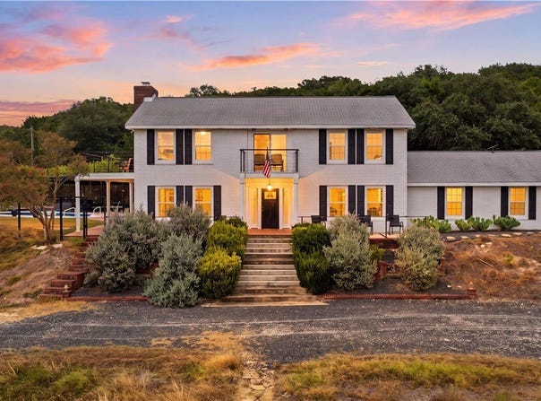 344 E S Fork Rd, Comfort, TX 78013