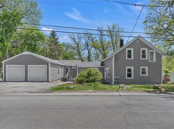 19 Hardwick Street, Cumberland, RI 02864